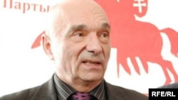 Аляксандар Камароўскі