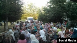 Qaçırılğan Ervin İbragimovnıñ doğğan kününde keçirilgen dua merasimi