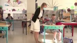 Школи готуються до відкриття на тлі побоювань, що соціального дистанціювання недостатньо