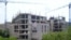 Недостроенное здание в Ереване