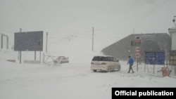 Төө ашуу. Сүрөт ӨКМдики. архив