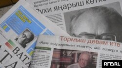 Нәкыя Гыйләҗева “Ватаным Татарстан”, “Шәһри Казан” газеталарына ире турында мәкаләләрне үзе язган.