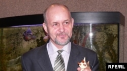 Геннадий Макаров