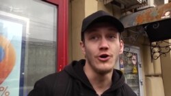 Опитування на вулицях Москви про антикорупційний мітинг (відео)