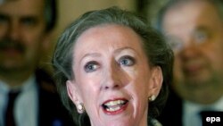 غرب از ایران خواسته است که از این برنامه دست بکشد ولی تهران تاکنون به این خواسته پاسخ نداده است.