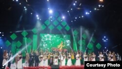 Бөтенрусия "Татар кызы - 2015" тамашасыннан бер күренеш