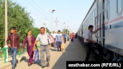 Железнодорожная станция Анев, Туркменистан.