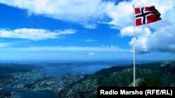 «Додаткові санкції є необхідною відповіддю на жорстоку війну Росії та незаконну анексію чотирьох регіонів України. Санкції стають все більш всеосяжними та є сильною та чіткою відповіддю Європи на агресію Росії в Україні», – заявила глава МЗС Норвегії 