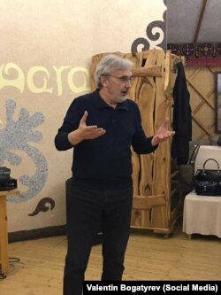 Валентин Богатырёв.