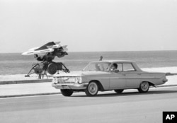 A HAWK launcher seen in Key West, Florida, during the Cuban Missile Crisis in 1962.