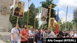 Учасники православної маніфестації, Кишинів, 19 травня 2018 року