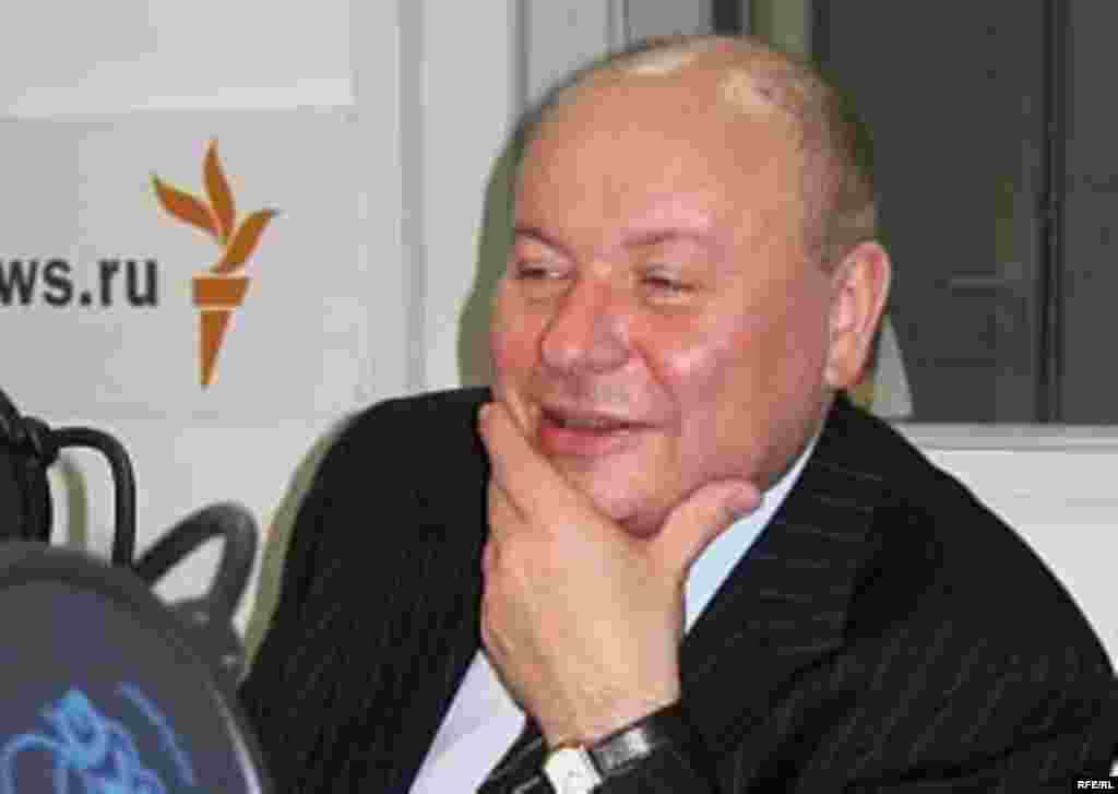 Ягор Гайдар у студыі Радыё Свабода