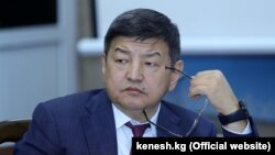 Депутат Жогорку Кенеша Акылбек Жапаров. 