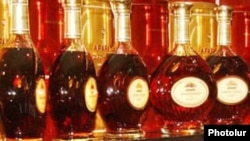 Հայկական կոնյակ, արխիվ