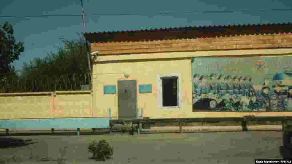 Контрольно-пропускной пункт части внутренних войск в&nbsp;поселке Заречный&nbsp;- недалеко от тюрьмы, где находится в заключении оппозиционный политик Владимир Козлов.