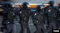 Сілавікі ў Маскве, архіўнае фота