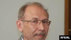 Дамир Исхаков