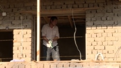 В каждом доме 1-2 мигранта: село живет за счет переводов из России