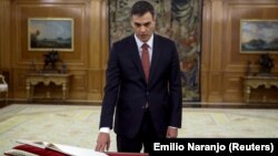 Педро Санчес склав присягу голови уряду у червні минулого року