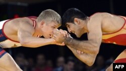 نبرد حسن طهماسبی با کایل دٍیک آمریکایی در نیویورک - ۲۵ اردیبهشت ۱۳۹۲