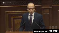 Տարոն Սիմոնյան