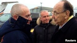 Ганс-Дытрых Геншэр зь лібэральнай дэмакратычнай партыі Нямеччыны сустракае Хадаркоўскага