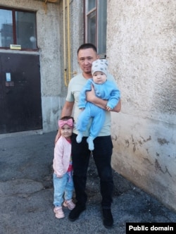 Мунир Исянгильдин с детьми