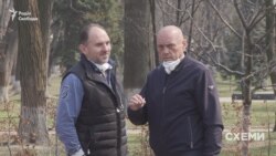 30 березня «Схеми» зафіксували зустріч бізнесмена Олександра Чумака та Петра Багрія, фігуранта кількох закритих кримінальних проваджень ОГПУ та ДБР