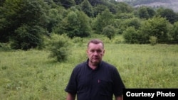 اطرافیان از آندری به عنوان مردی آرام یاد می‌کنند که اخلاق نیکی داشت