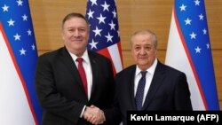 АҚШ Давлат котиби Майкл Помпео Ўзбекистон Республикаси ташқи ишлар вазири Абдулазиз Комилов билан. Тошкент, 2020, 3 февраль.