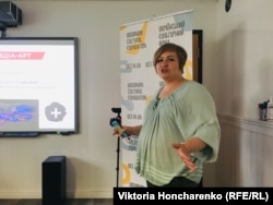 Світлана Коршунова під час презентації проекту