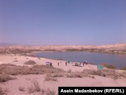 Соленое озеро.