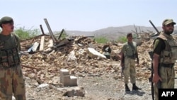 شمال غرب پاکستان در هفته های اخیر صحنه عمليات شدیدی علیه شبه نظامیان القاعده بوده است. (عکس از AFP)