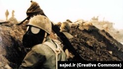 یک سرباز ایرانی در جریان عملیات «توکلنا علی الله»