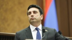 ԱԺ նախագահը դիտարկում է ընդդիմությանն անհարգելի բացակաների հիմքով մանդատից զրկելու հարցը. Սաղաթելյանը սա քաղաքական ճնշում է որակում