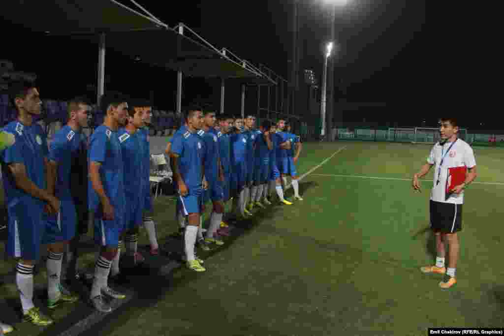 18 мая Туркменистан &ndash; Кыргызстан. Начало в 19.15 (по&nbsp;бишкекскому времени).