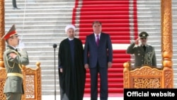 Церемония встречи Хасана Роухани в Душанбе. Архивное фото