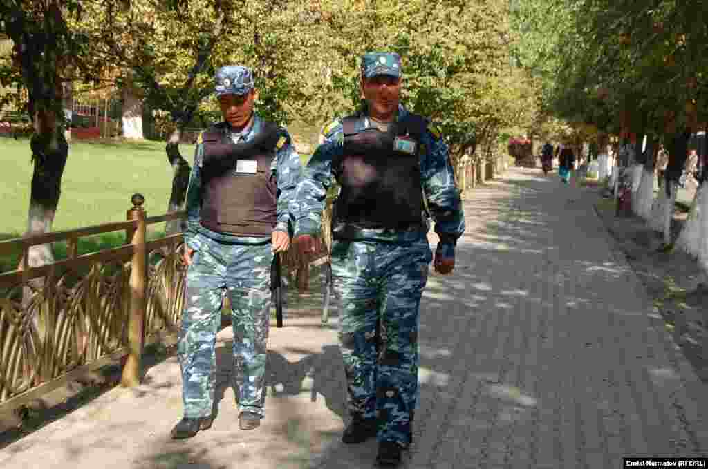 Накануне второй годовщины трагических событий 2010 года в Оше приняты усиленные меры безопасности