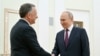 دیدار ولادیمیر پوتین (سمت راست) و استیو ویتکاف در مسکو در روز چهارشنبه ۱۵ مرداد
