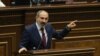 Премьер-министр Никол Пашинян в парламенте, Ереван, 4 декабря 2019 г.
