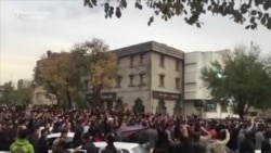 تجمع اعتراضی به برنامه فیتیله در تبریز