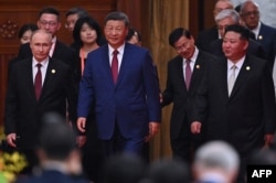 В кругу друзей: Владимир Путин, Си Цзиньпин, Ки Чен Ын