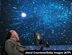 Стивен Хокинг. Нью-Йорк, 2017-жыл.