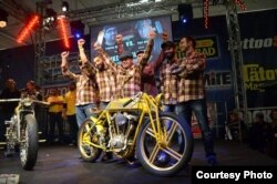 Першыя хвіліны трыюмфу