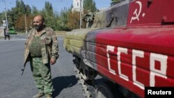 Бойовик угруповання «ДНР», що визнане в Україні терористичним. Донецьк, вересень 2014 року