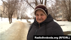 Жінка каже, що в Україні їй «нічого робити»