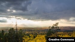 Каля пасёлка Зюзельскага ў Сьвярдлоўскай вобласьці. Фота: Alex Alishevskikh via Flickr, CC BY-SA 2.0