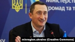 Олексій Чернишов під час роботи міністром громад і територій, 2022 року