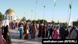 Gypjakdaky metjit. Türkmenistan (arhiw suraty)