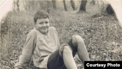 Ілля Волох у дитинстві